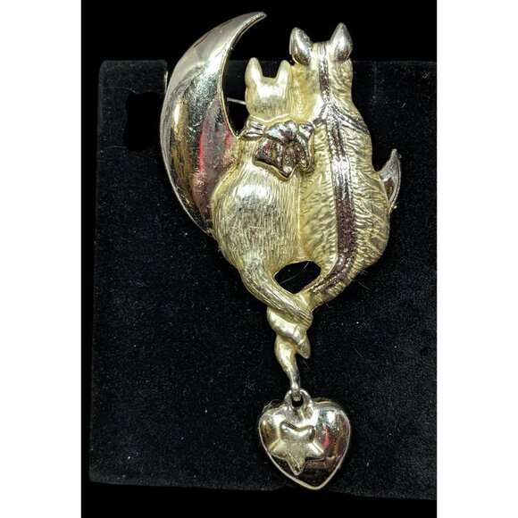 Vintage AJC Cattails Cats On the Moon Holding Tails Brooch - Picture 1 of 4